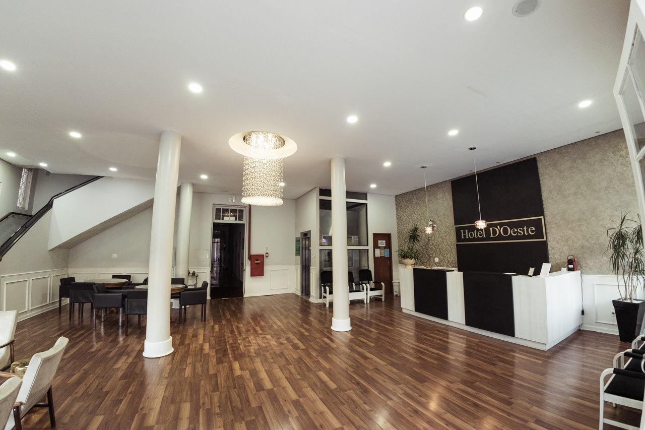 Mova Hotel D'Oeste - Localizado Em Frente A Praca Principal Da Cidade, Na Area Central - Pe Na Praca Poços de Caldas Εξωτερικό φωτογραφία